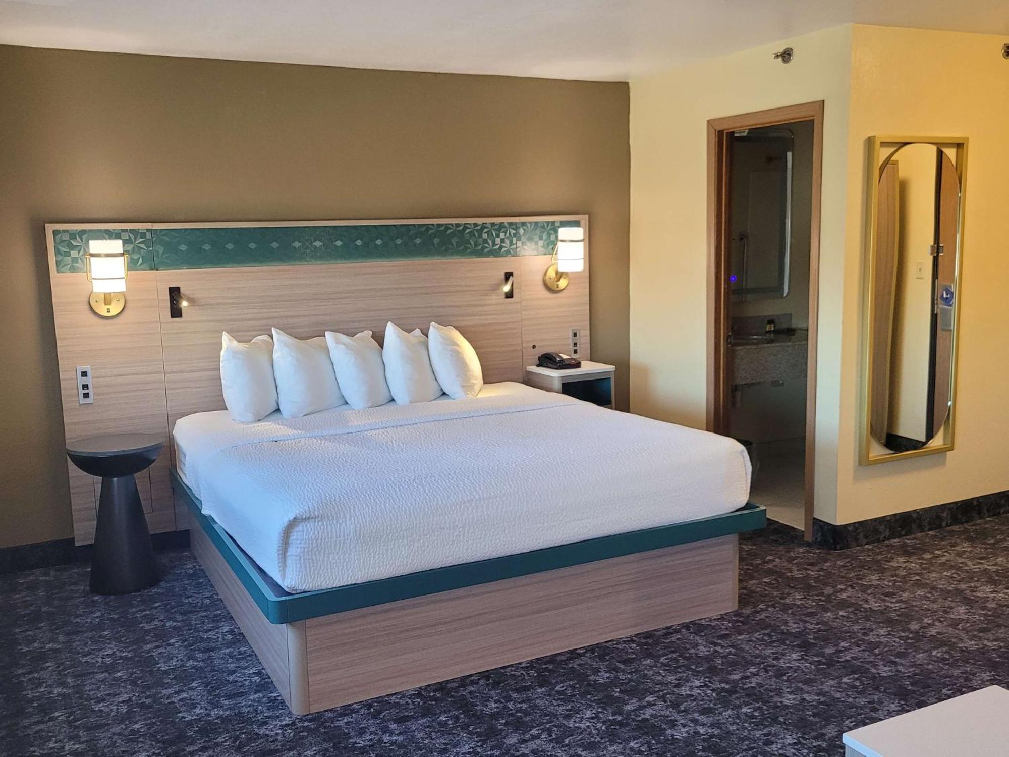 Best Western Plus Altoona Inn Eksteriør billede